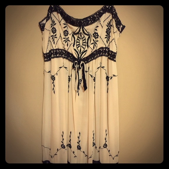 Yoana Baraschi dress