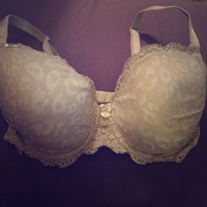 Victoria's secret 34DD dream angels demi bra