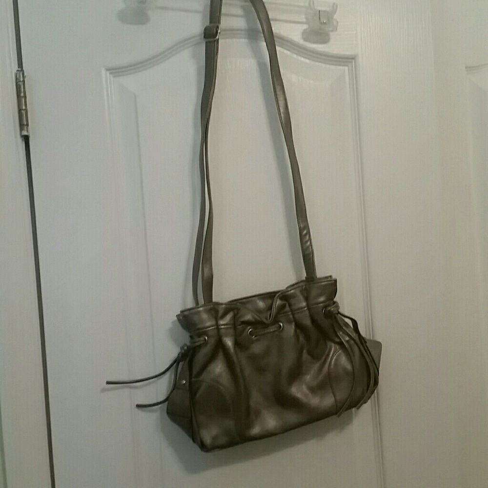 Drawstring handbag