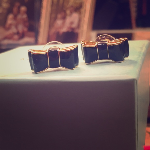 Kate Spade navy blue bow earrings Retail NEW