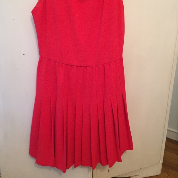 Alice olivia red pleat dress - Picture 1 of 3