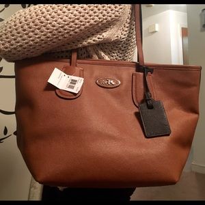 NWT Coach Large Taxi Tote Tan/Black