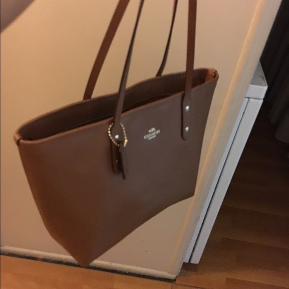 Coach hand bag - Picture 4 of 4