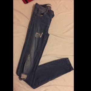 Destroyed jeans 💕