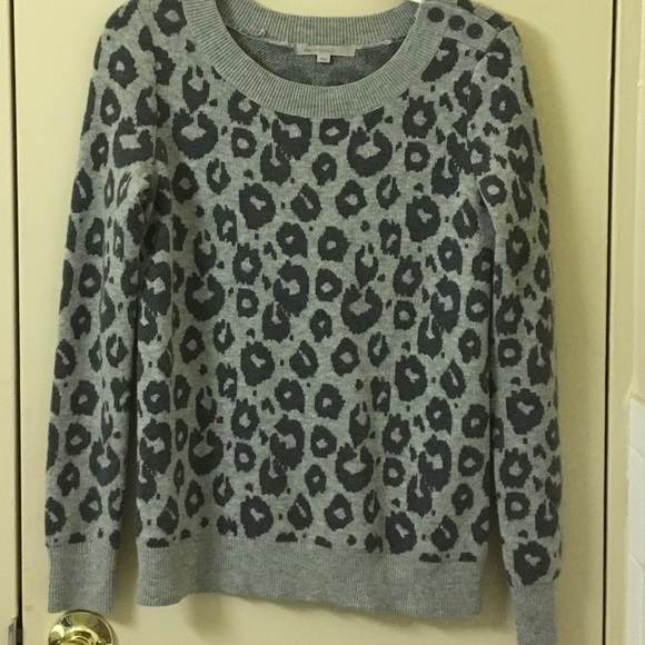 Gap animal print sweater