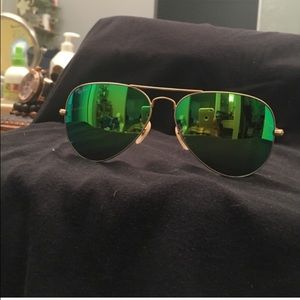 lime green wayfarer sunglasses