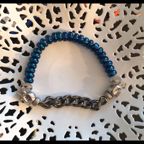 Blue Metallic Skull Chain Bracelet - Picture 1 of 2