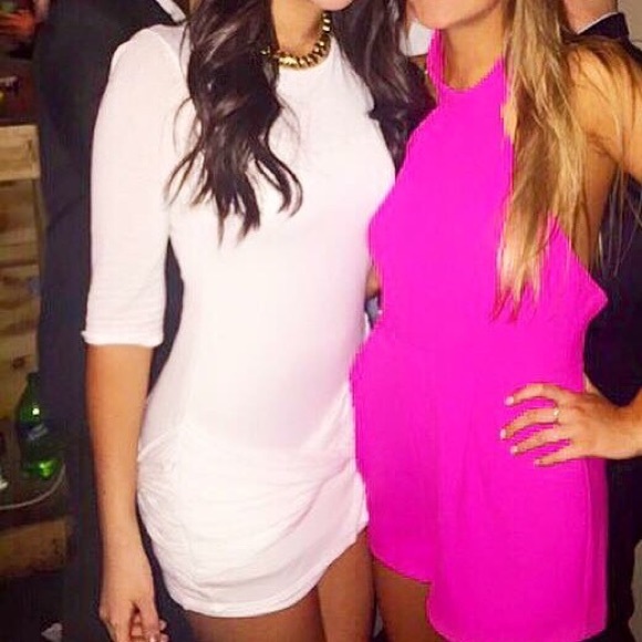 💫💫White quarter sleeve wrap dress 💫💫