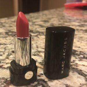 Marc Jacobs travel size. Color kiss kiss bang bang