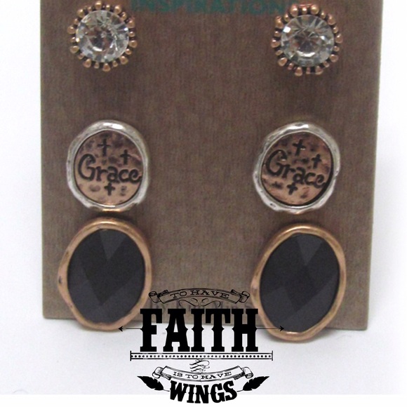 Grace Earring Set