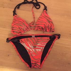 🌊Victoria's Secret bikini size small💦