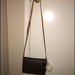 Louis Vuitton Musette Tango (long strap)