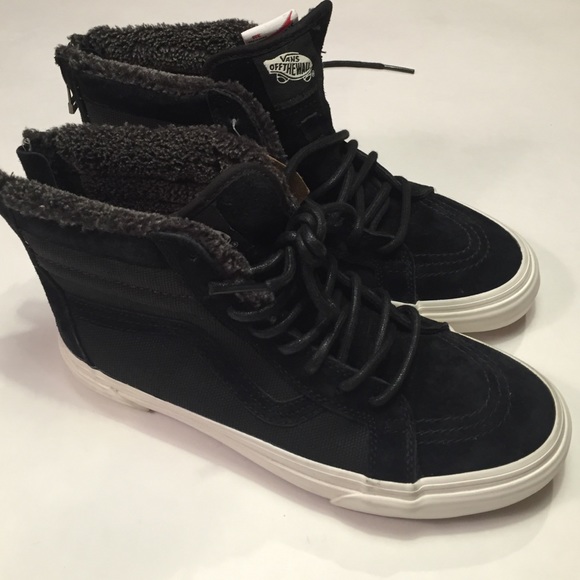 vans  Shoes - Vans mountain edition warm lining sneaker