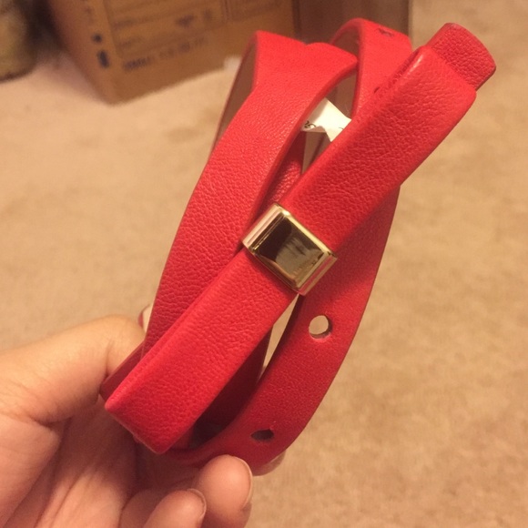 Red Bow Belt - Picture 2 of 4
