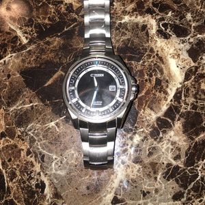 citizen eco drive tiranium watch