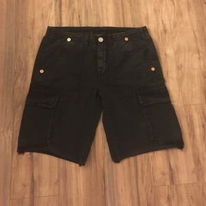 MENS- Authentic True religion cargo shorts