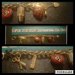Charm bracelet