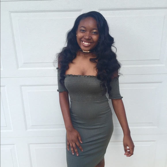 Meet your Posher, Ti'mia