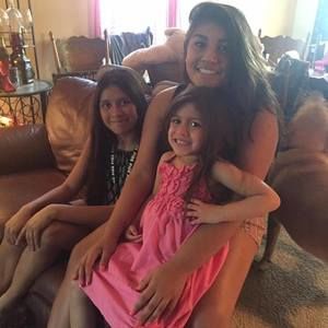 Meet your Posher, Mercedes