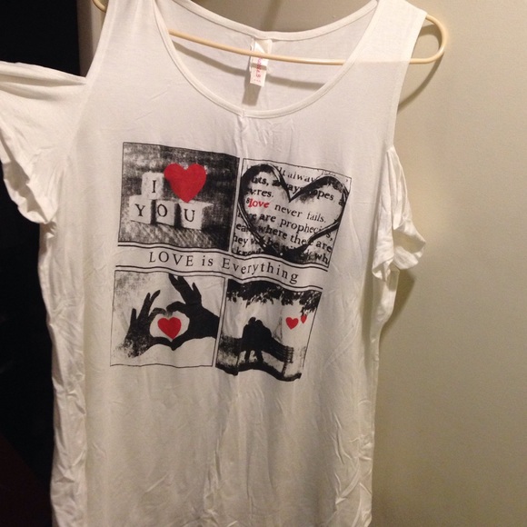 Plus Size Woman's Cut Sleeve Top