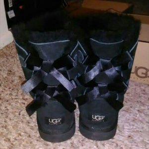 Bailey bow uggs
