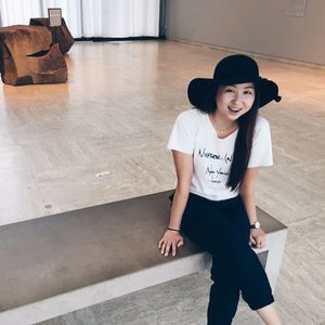 Meet your Posher, Ashley