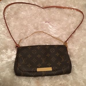 Louis Vuitton cross body bag
