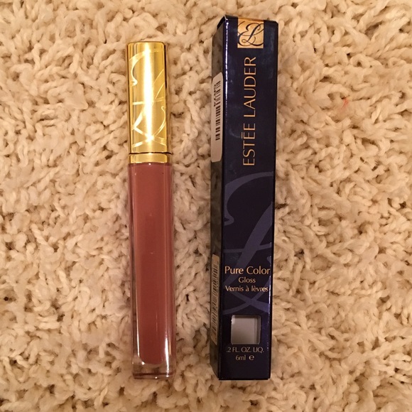 ❌SOLD❌🎉Estee Lauder Puree color