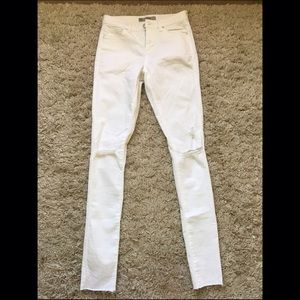 Topshop white distressed Leigh jeans   width 28