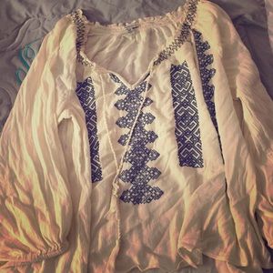 NWOT AE PEASANT TOP