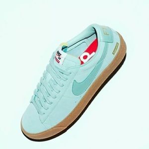 Nike X Supreme SB Blazers