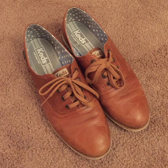 Tan Oxford Keds