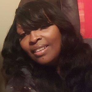 Meet your Posher, Yolanda