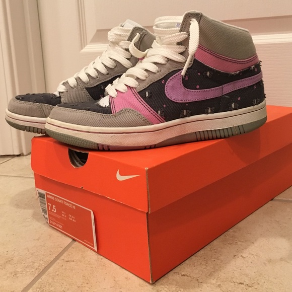 Nike COURT FORCE HI