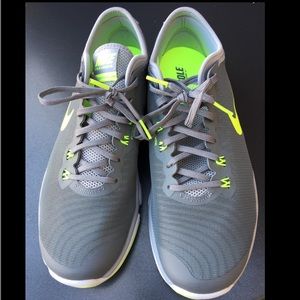 Nike Flex Supreme TR 4 Cross Trainer