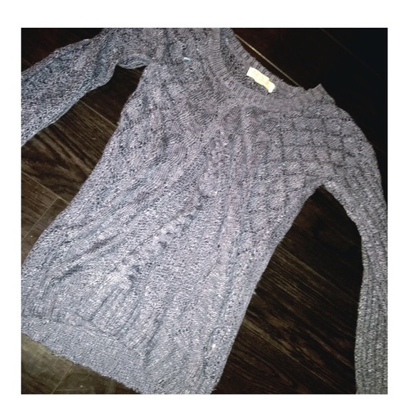 Super cute sweater!