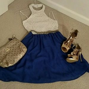 💥Sale💥 Blue and White Lace Dress