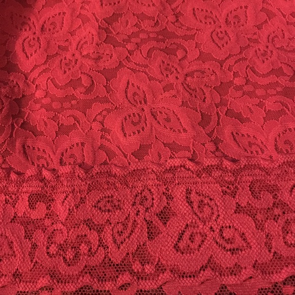 SOLD SOLD NWT Red lace Sháping Cami XXL - Picture 4 of 4