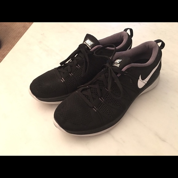 Excellent Nike Flyknit Lunar 2 Shoes Size 9
