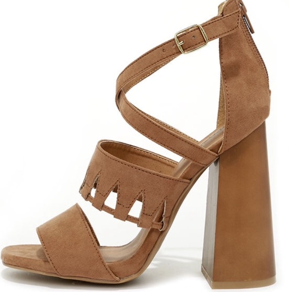 Get down tonight BLACK chunky heels