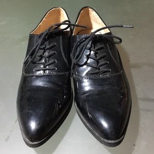 Forever 21 Shiny Charol Oxford Shoes