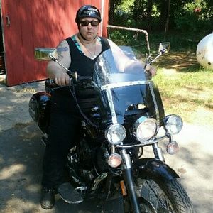 Meet your Posher, Elaine