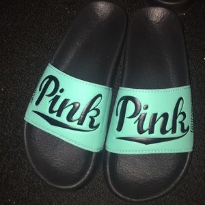 🎉🎉SALE -PINK slides💕