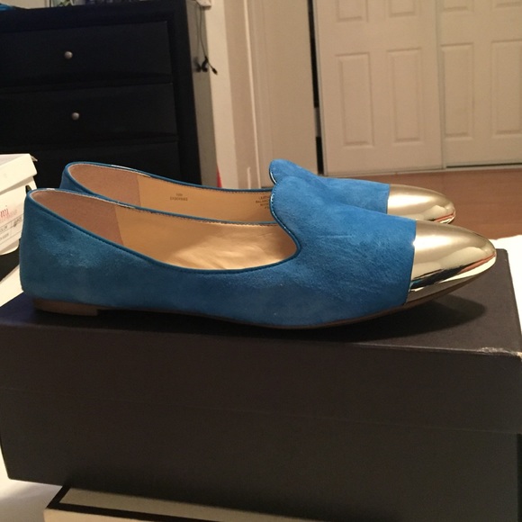 Enzo Angiolini suede flats
