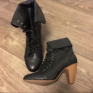 Almond toe Ankle Boots