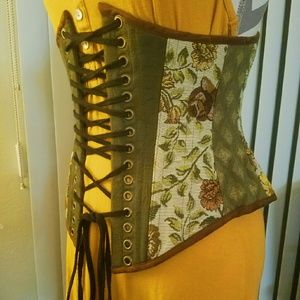 Lovely reversible steel-boned 25" tapestry corset