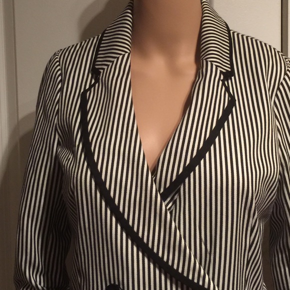 Forever 21 blazer - Picture 4 of 8