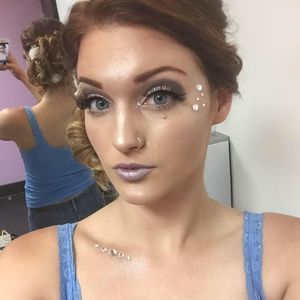 Meet your Posher, Valerie