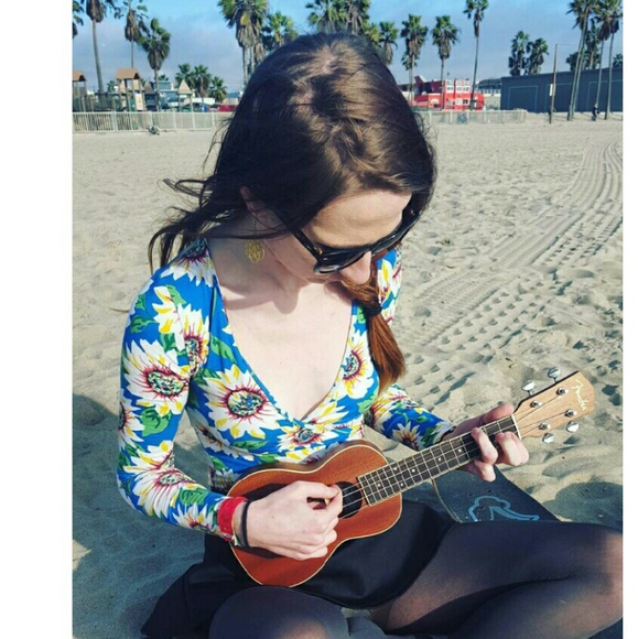 American apparel sunflower body suit - Picture 3 of 3