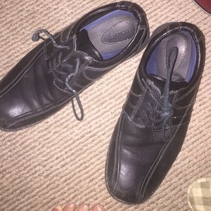 Dockers dress shoes